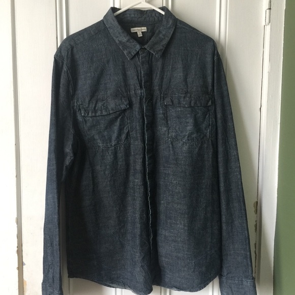 Calvin Klein button down - Picture 2 of 4